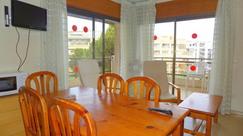 Rentalmar Diplomatic Park Salou Phòng bức ảnh